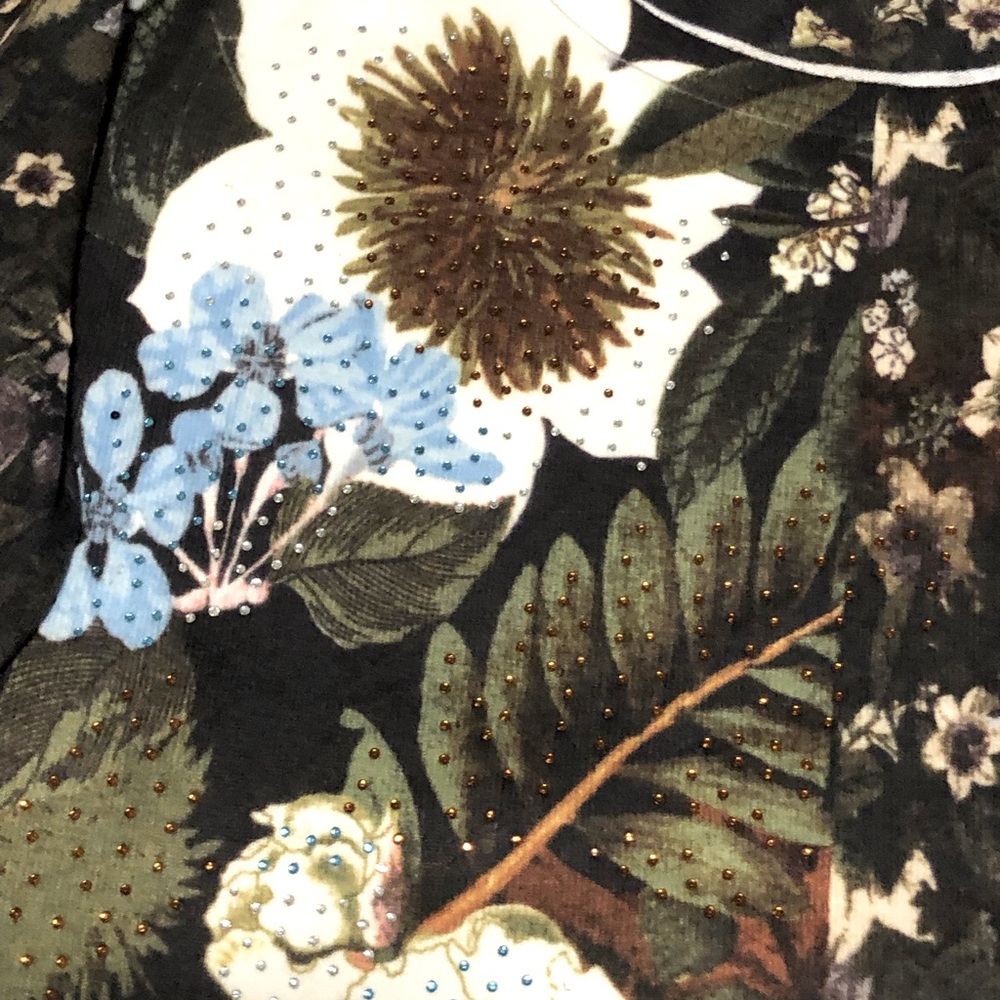 NWT lightweight floral summer sweater